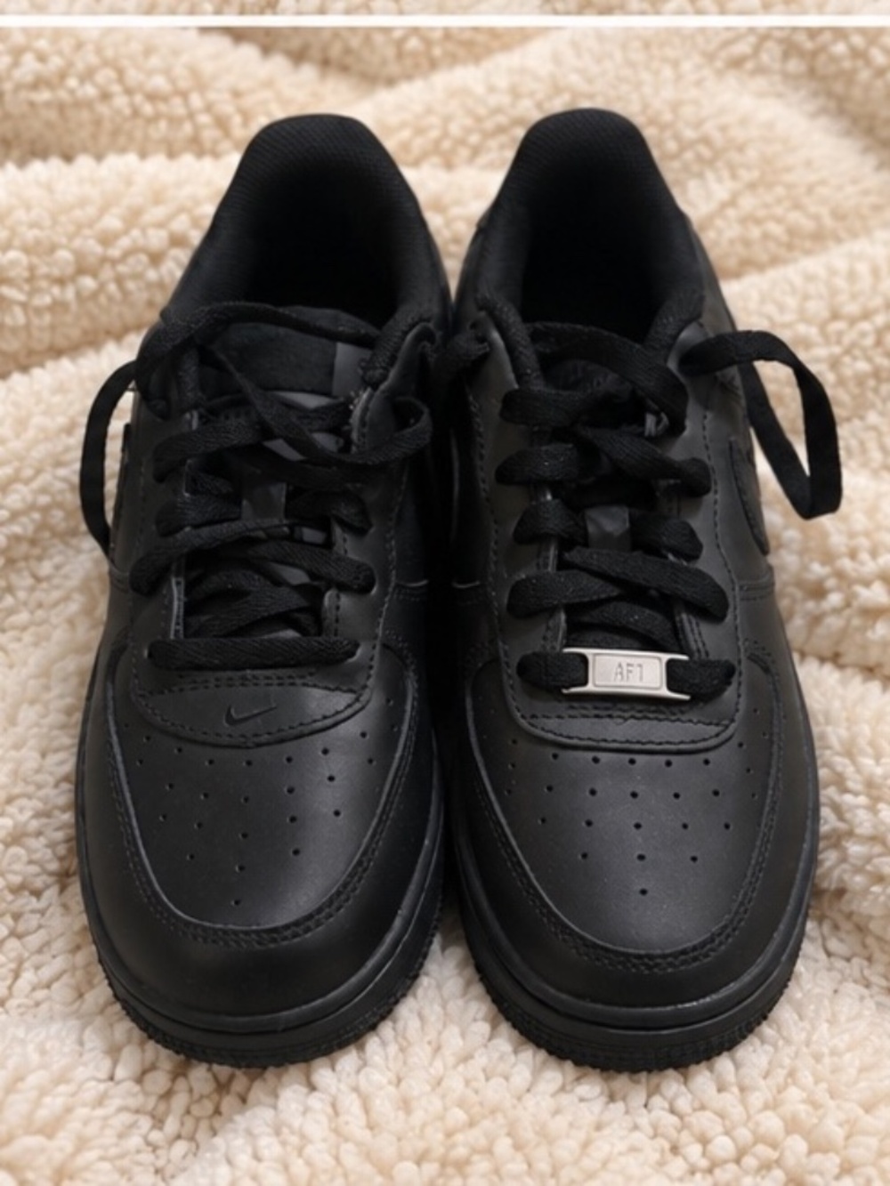 Nike Air Force 1 Low Triple Black Boys